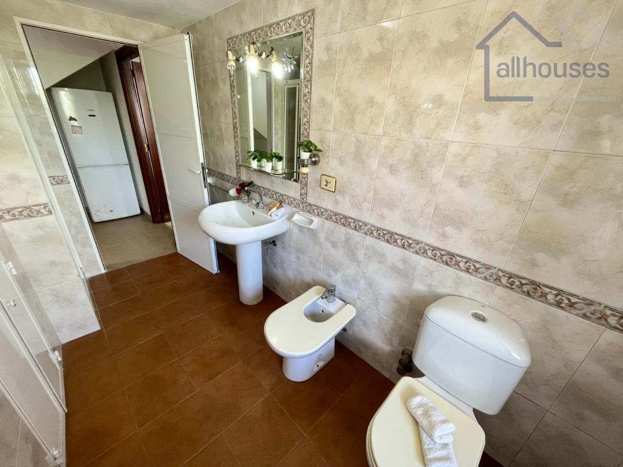 BAÑO PLANTA BAJA