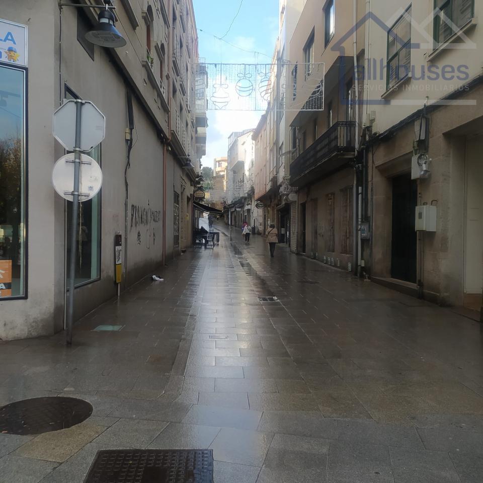 ACCESO A GARAJES EN ALQUILER A UN MINUTO