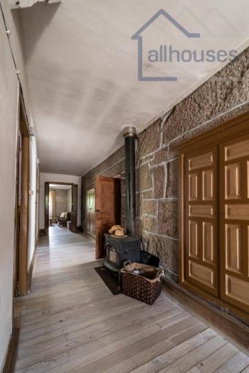 PASILLO - DISTRIBUIDOR