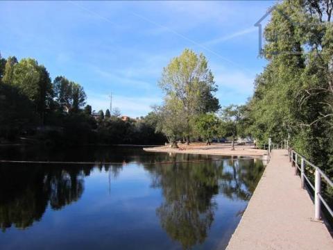 LUGARES CERCANOS A 2KM