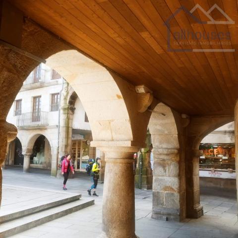 Soportales y Camino de Santiago