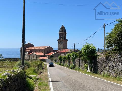 Monasterios